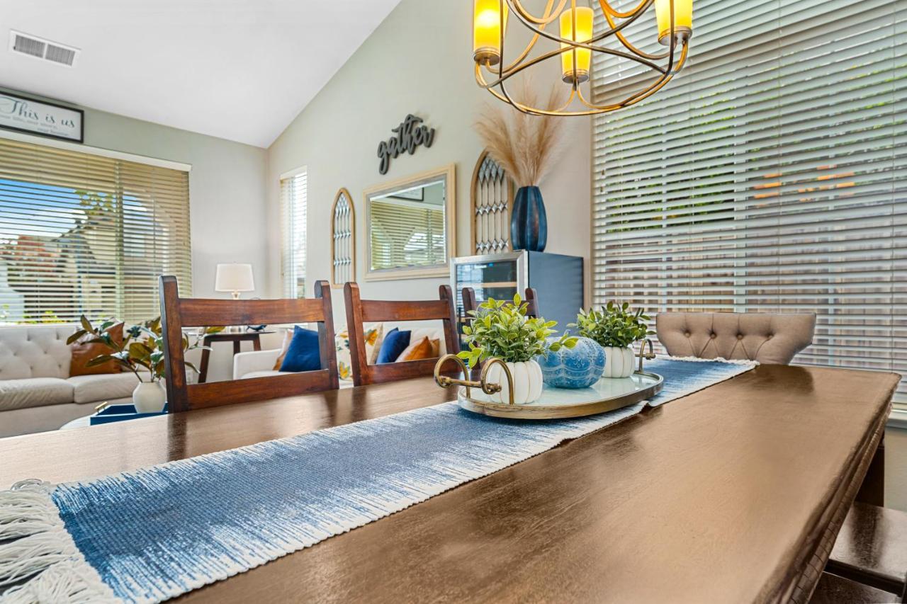 Brand New Listing - Windsor “Winetopia” Getaway Exterior photo